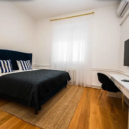 Apartmán Luxury 3bdr Suite- Maison Imperial