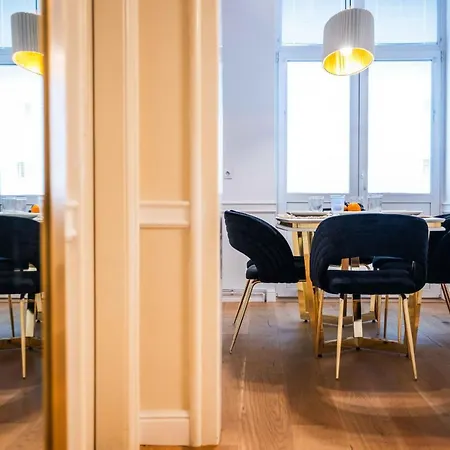 Luxury 3bdr Suite- Maison Imperial Apartment *