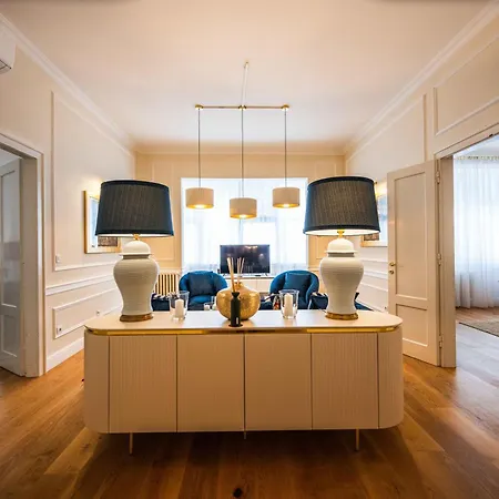 Apartment Luxury 3bdr Suite- Maison Imperial